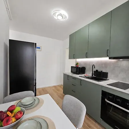 Lety's Cosy Apartment, Free Parking And Wifi Lejlighed *